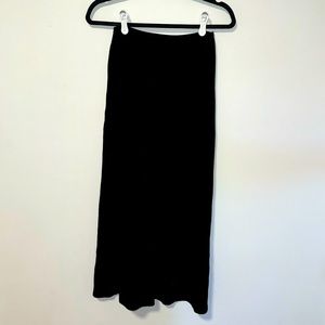 BCBG Maxazria Black Velvet Maxi Skirt Women’s Medium